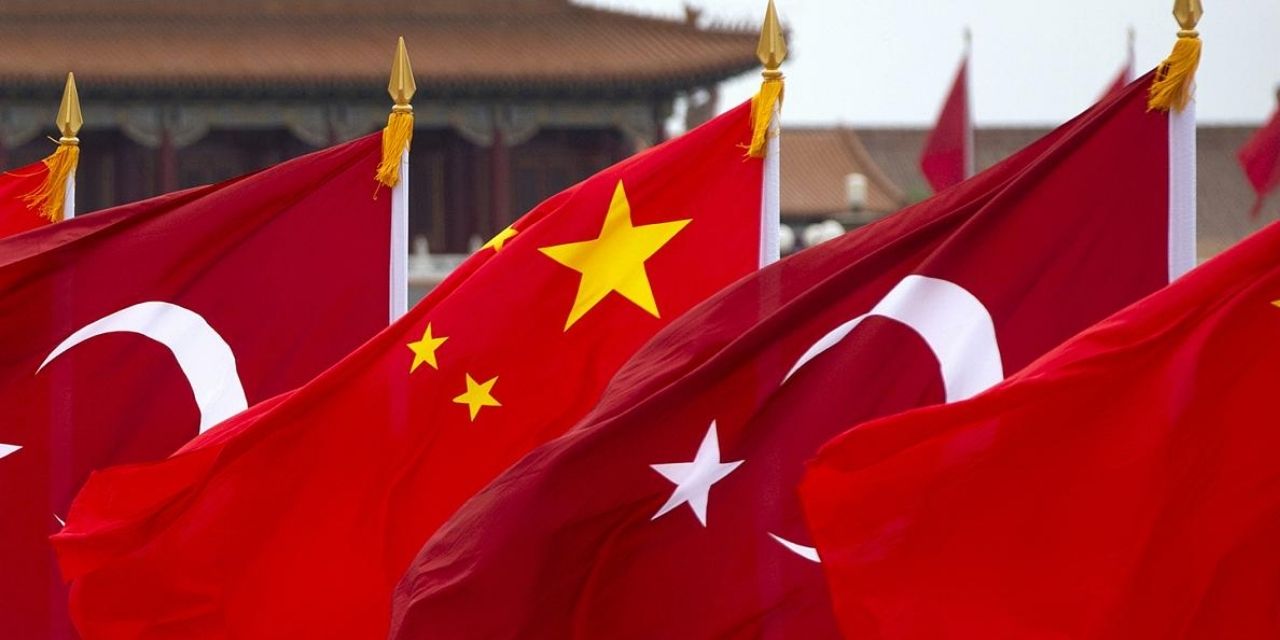 cinli-dev-turkiyeye-geliyor-5-gwlik-gunes-pili-tesisi-yolda-6CIOlMnl.jpg
