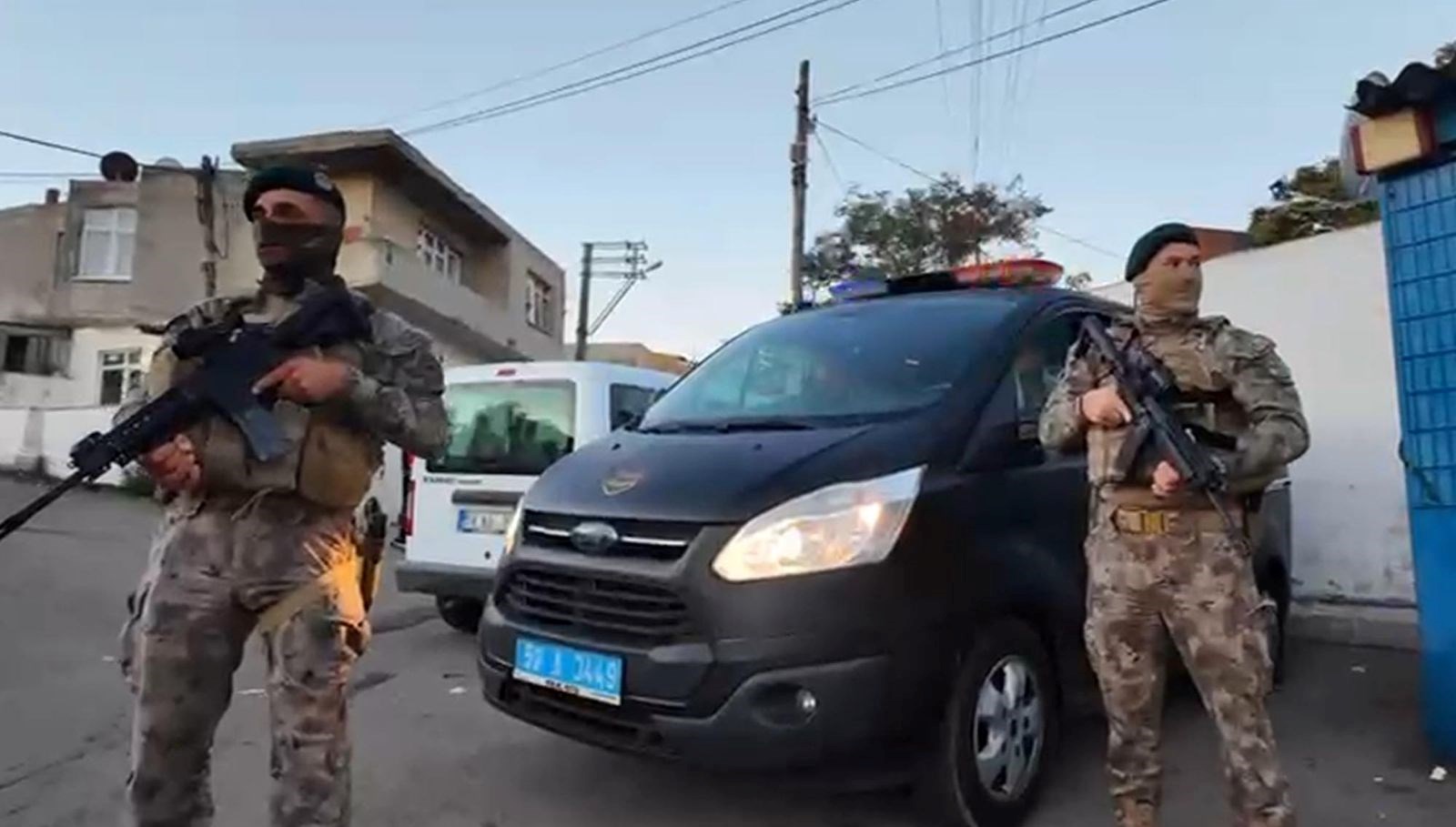 gunaydin operasyonunda 26 gozalti dzcf3x27