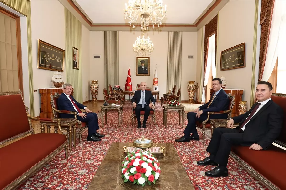 kurtulmus liderlerle milletvekilleri icin gorustu 61MxZZql