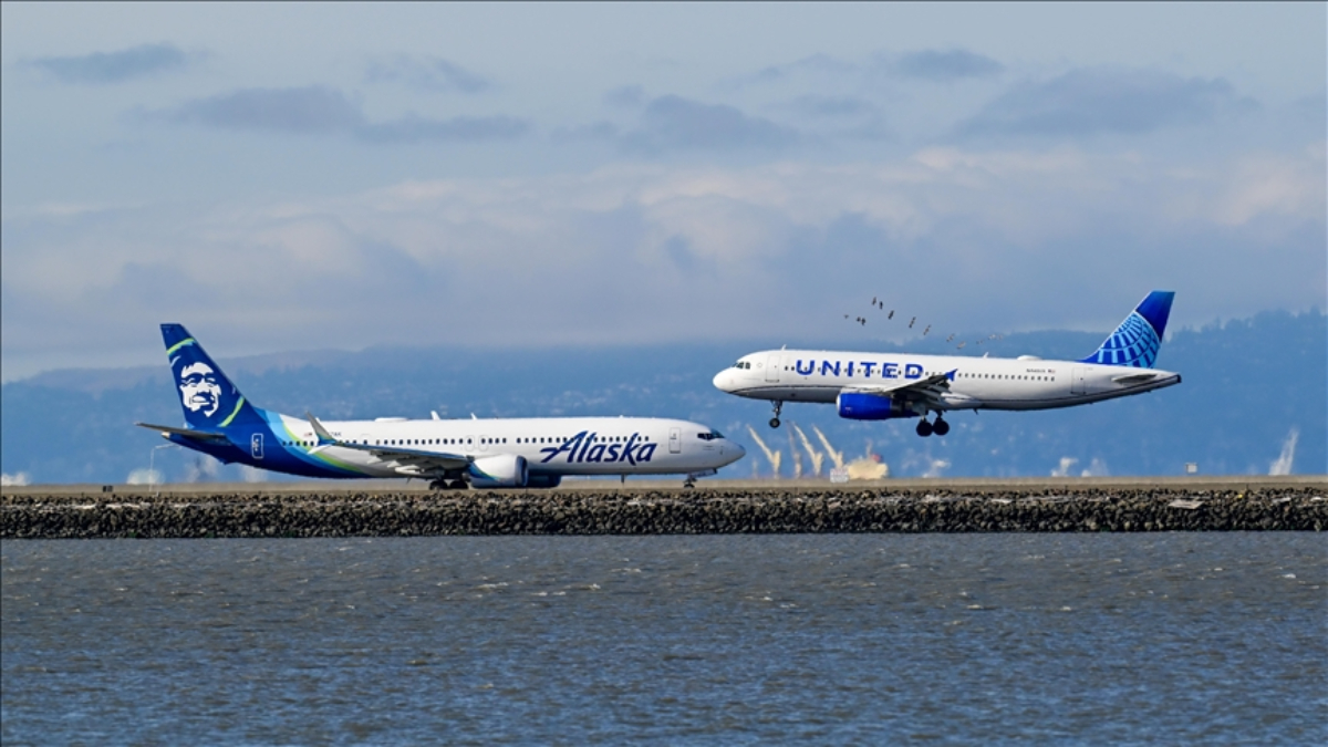 abdde hukumet krizi 40 havalimaninda kapasite yuzde 10 azalacak EeOR9Vau.jpg