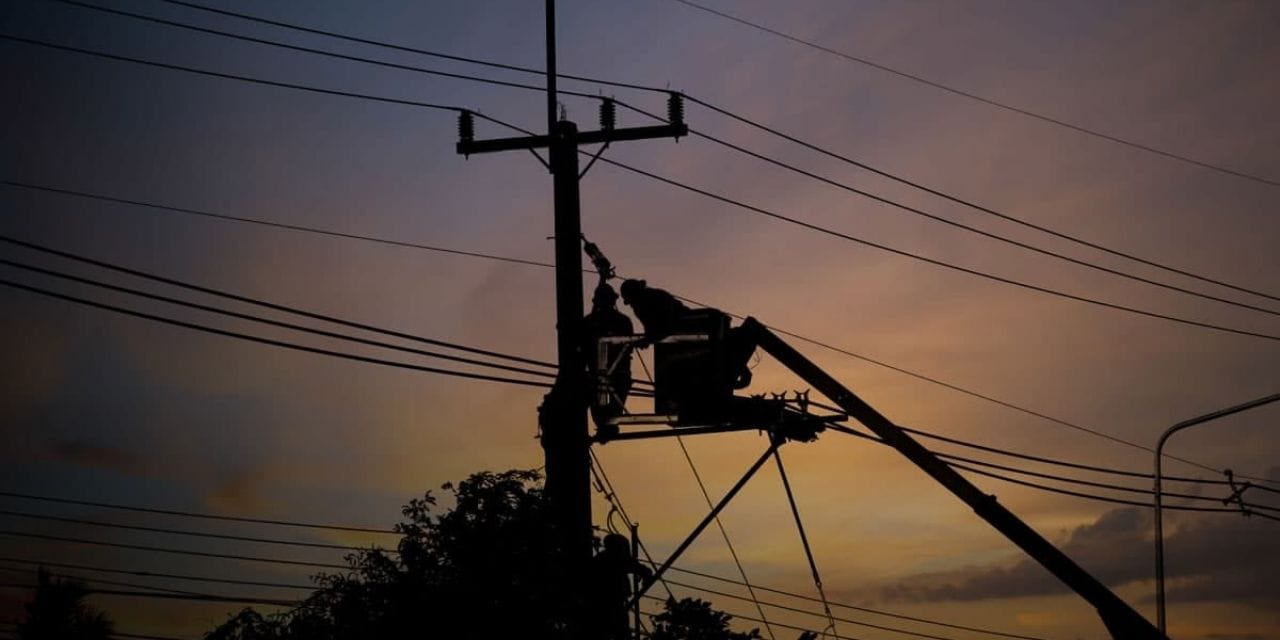 İzmir’de Bugün 16 İlçede Elektrik Kesintisi Gerçekleşiyor